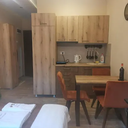 Golden Mountain A75 Nlux Milmari Apartment *